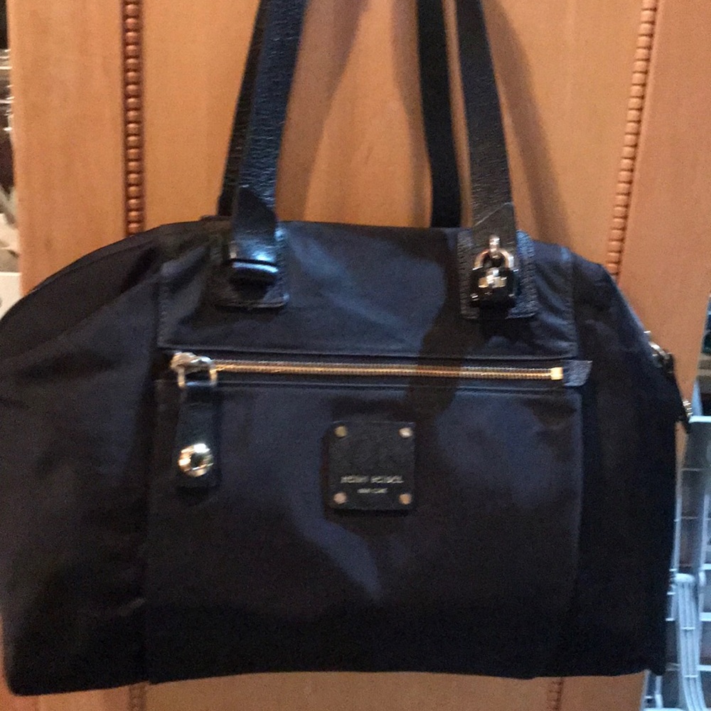 Henri Bendel black purse leather trim